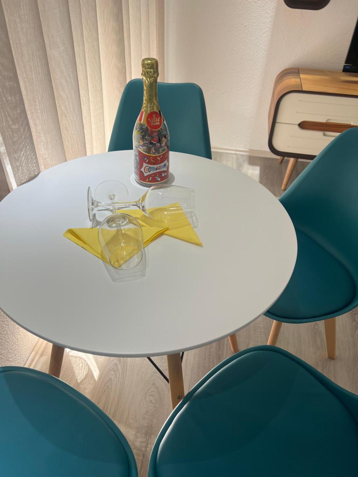 Apartment 1 In Duisburg-Mitte, Altstadt Buitenkant foto